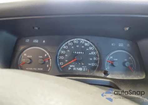 2005 Ford Crown Victoria Lx/Lx Sport z USA, uszkodzony, nr VIN 2FAFP74W45X157106